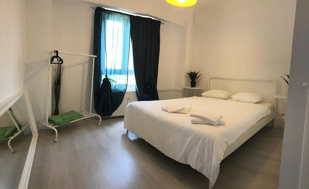 Green Apartment No 63 Bucharest